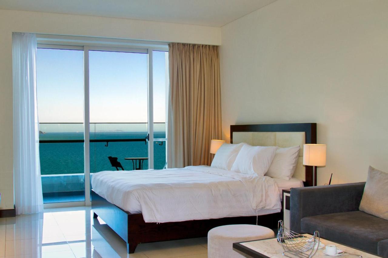 Neo Century Sea View Nha Trang Aparthotel Esterno foto